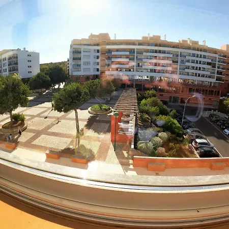Lisbon 2 Bedroom With Balcony In